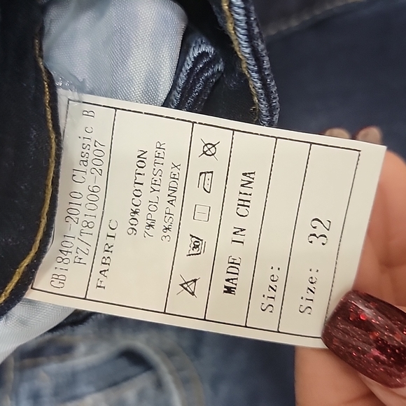 New Fashion Distressed Jeans - Picture 5 of 7